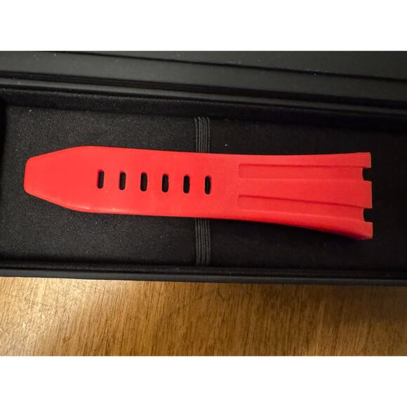 Horus for Audemars Piguet 42mm Heat Red Rubber Strap for Royal Oak Offshore main image 6